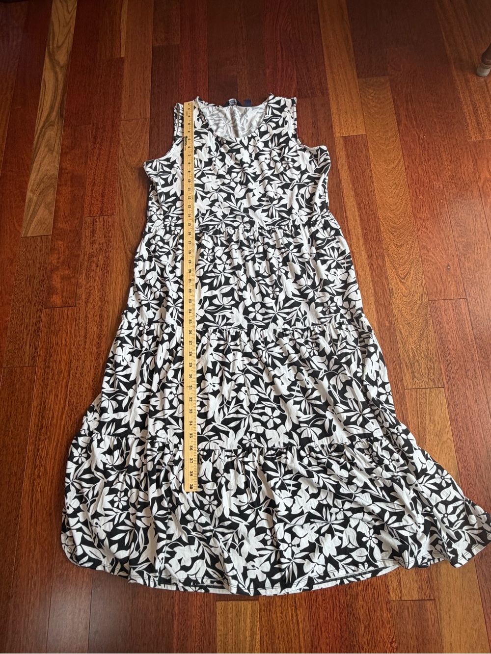 Lands' End Black and White Leaf-Print Dress - Picture 5 of 7